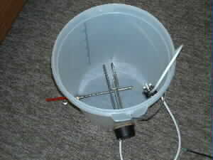 Plastic 32 Litre Boiler - 0608a