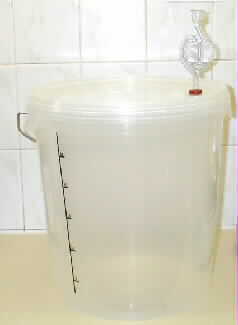 32 litre Bin / Fermenter - 0914