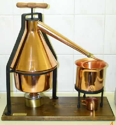 3 Litre Ornamental Copper Still - 1067